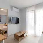 Ouranos By Paralia Living Apartmán *