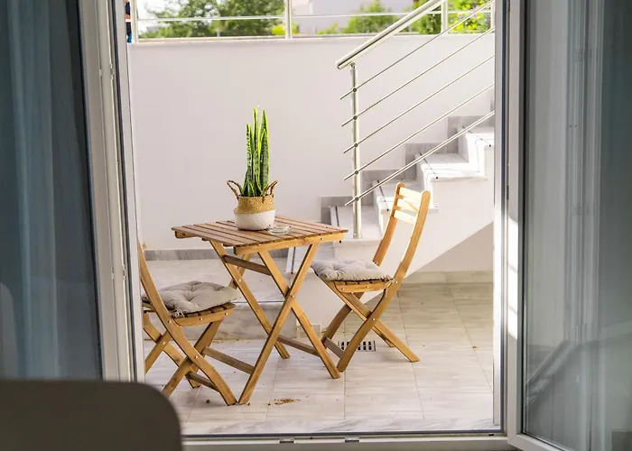 Ouranos By Paralia Living