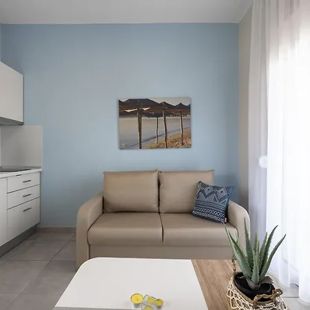 아파트 Ouranos By Paralia Living 니키티
